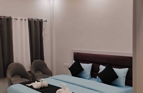 Mayapur Hotel | Aastha Guest House