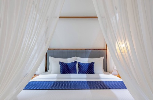 Ayodhya Hotel | Aayovea Resort Ayodhya Near Ram Mandir & Saryu River
