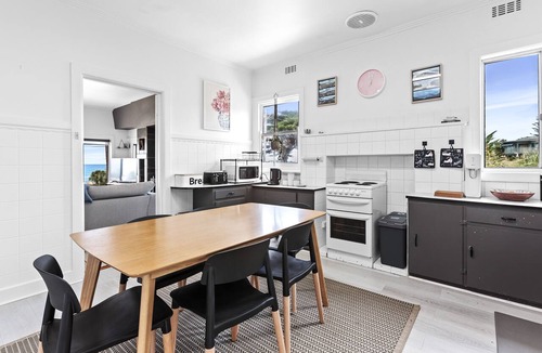 Apollo Bay House | Absolute Beachfront Views Apollo Bay