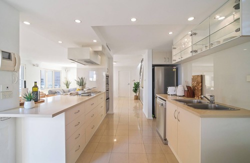 Cronulla House | Absolute Beachfront Cronulla Beach House | Panoramic Ocean Views