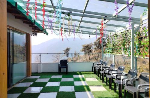Amritpur Hotel | Aditya Residency Uk04