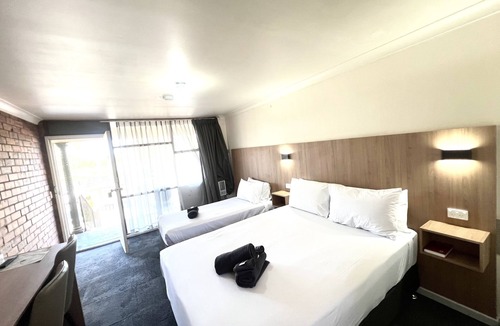 Forbes Hotel | Adrian Motel