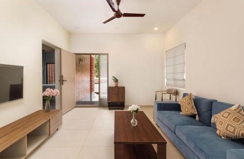 Devanahalli Apartment | Aero Rosewood by Red Olive 3BHK 5min Airport