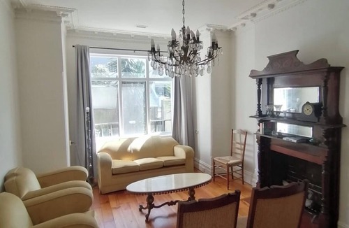 Darling Point House | Air conditioned spacious room with pool, In amazing location.