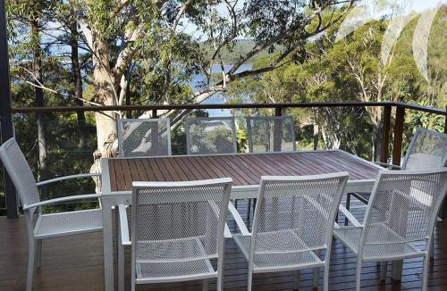 Smiths Lake House | Akama
