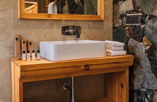 Diskit Hotel | Aksai Boutique Hotel