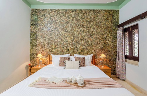 Bedla Hotel | Alaya Stays Abhimanyu Mansion Pearl