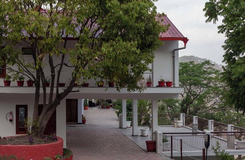 Nainital Villa | Alaya Stays Amara Twilight