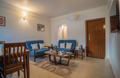 Mallital Apartment | Alaya Stays Headingly Suite Lake Facing