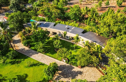 Karjat Hotel | Alaya Stays The Crescent Palm