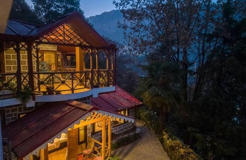 Nainital Cottage | Alaya Stays The Hive Cottage