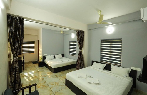 Nedumbassery Hotel | Aldora Airport Residency
