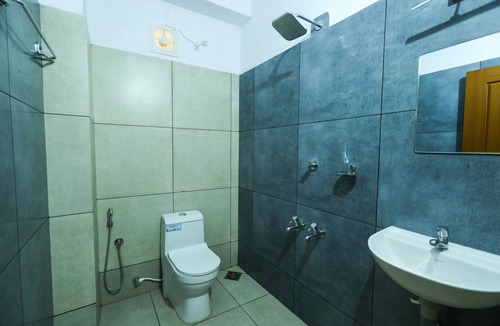 Nedumbassery Hotel | Aldora Airport Residency
