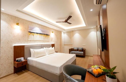 DLF Phase 3 Hotel | ALIVAA boutique, DLF Cyber City, Gurugram