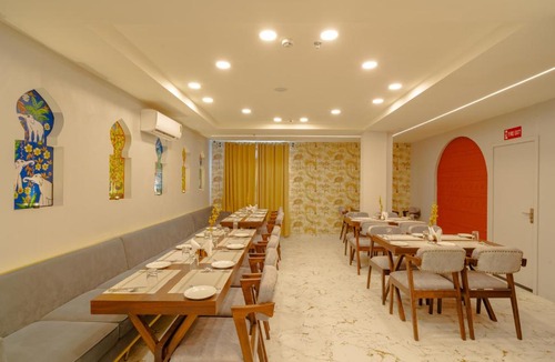 Varanasi Hotel | Alokah Kashi