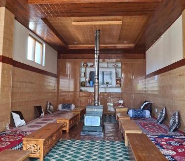 Nako House | Alpinehomestay