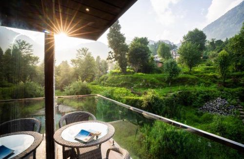 Bhagsu Nag Hotel | Alt life Luxe - Himalayan Crown - Upper Bhagsu Mcleodganj