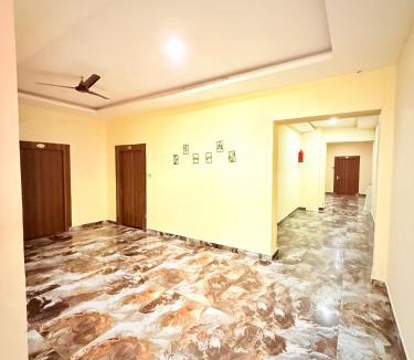 Allahabad Hotel | Amba heritage house
