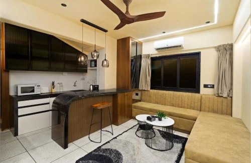 Pali Hill Apartment | Amber 1BHK in Khar W by SquareOne Stays