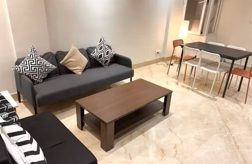 Zirakpur Apartment | Amur Stays 3: 3 Bedroom Flat, Chandigarh Airport