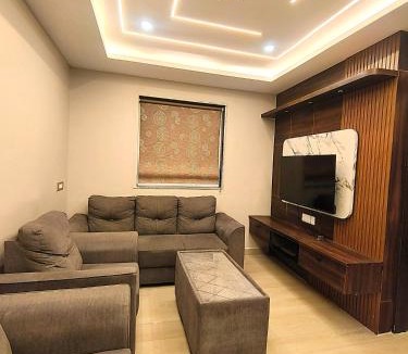 Hyderabad Apartment | An Exquisite New Luxury One Bedroom Penthouse at Mio Hotel Madhapur