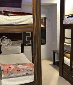 Etah Bed & Breakfast | Anaya Guest House & Restaurant