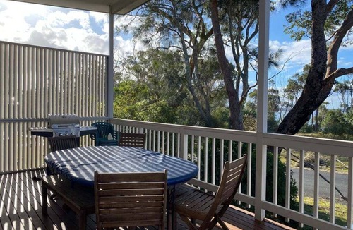 Bendalong House | Andagen - Large home with ocean glimpses