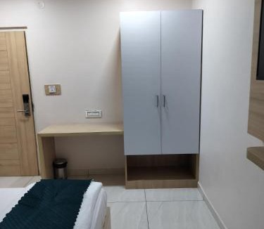 Gachibowli Hotel | Anika suites