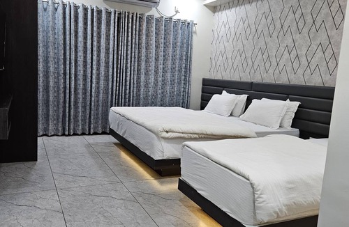 Tuljapur Hotel | Annapurna Executive