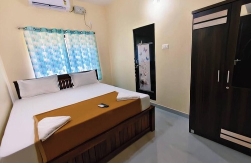 Murudeshwara Hotel | Anthik Family Homestey