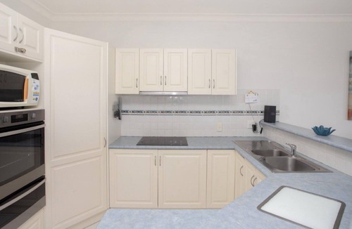 Old Bar Apartment | Apartment 16@ The Meridian