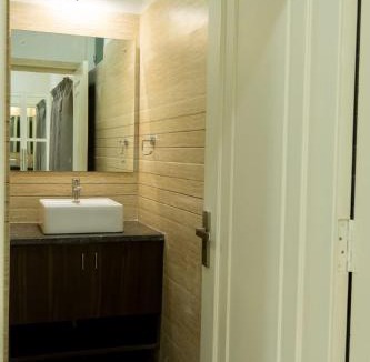 Panch Batti Apartment | Ardra Luxe 5BR Gemstone Retreat MI Road