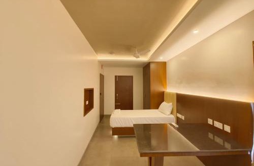 Udumalaipettai Hotel | Arthana Grand Inn