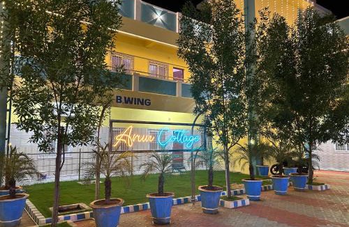 Srivaikuntam Hotel | Arun Lodge and Cottage Near Thiruchendur