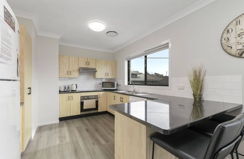 Crescent Head House | AS NEW SPARKLING 3 BEDROOM TOWNHOUSES ON THE GOLF COURSE