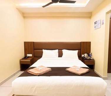 Edapalli Hotel | AS STAY INN EDAPPALLY, Near Lulu Mall