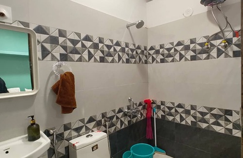 Abu Road Hotel | Aura Villa