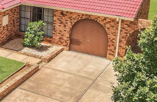 McKellar House | Authentic suburban home, close to city