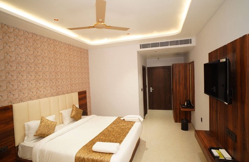 Tarabganj Hotel | Avdhesh Palace