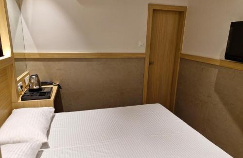 Paud Hotel | Avenue 10 Boutique Hotel