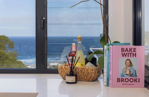 North Avoca House | Avoca Infinity Expansive Haven with Ocean Panorama