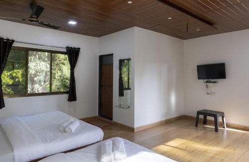 Awas Hotel | Awas Beach Stays By Glitz