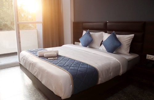 Gurugram Hotel | Axon Stays Near Artemis Hospital Gurgaon Sector 52