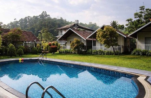 Devikolam Hotel | Ayur Green Resort and Spa Munnar