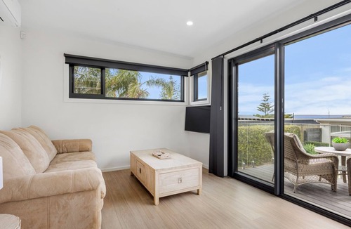 Callala Beach Apartment | Azure Studio - Ocean Glimpses - 3 Mins Walk to Beach