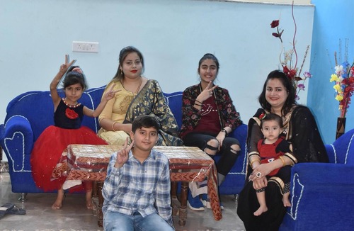 Basai House | Baba Home Stay(Luxury Rooms)- Stay with Indian Family.