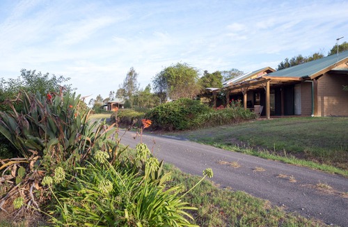 Back Forest Cottage | Back Forest Retreat Sunrise Cottage