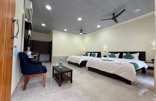 Baga Hotel | Baga beach heritage resort