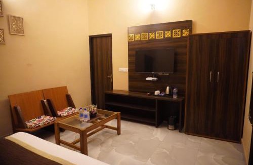 Sawai Madhopur Hotel | Bagh mahal by jungle vibes