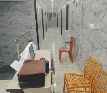 Bengaluru Hotel | Banaras Rooms
